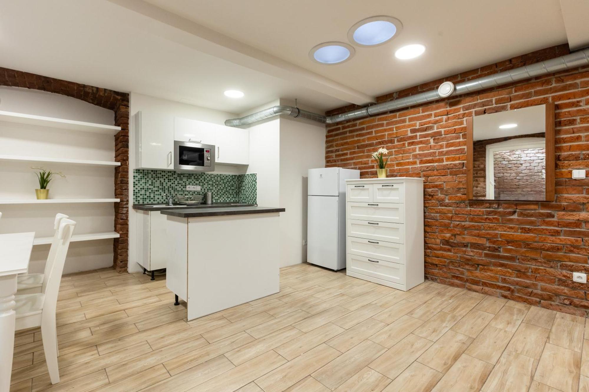 Spacious Apartment In Quiet Courtyard Near Charles Bridge 프라하 외부 사진