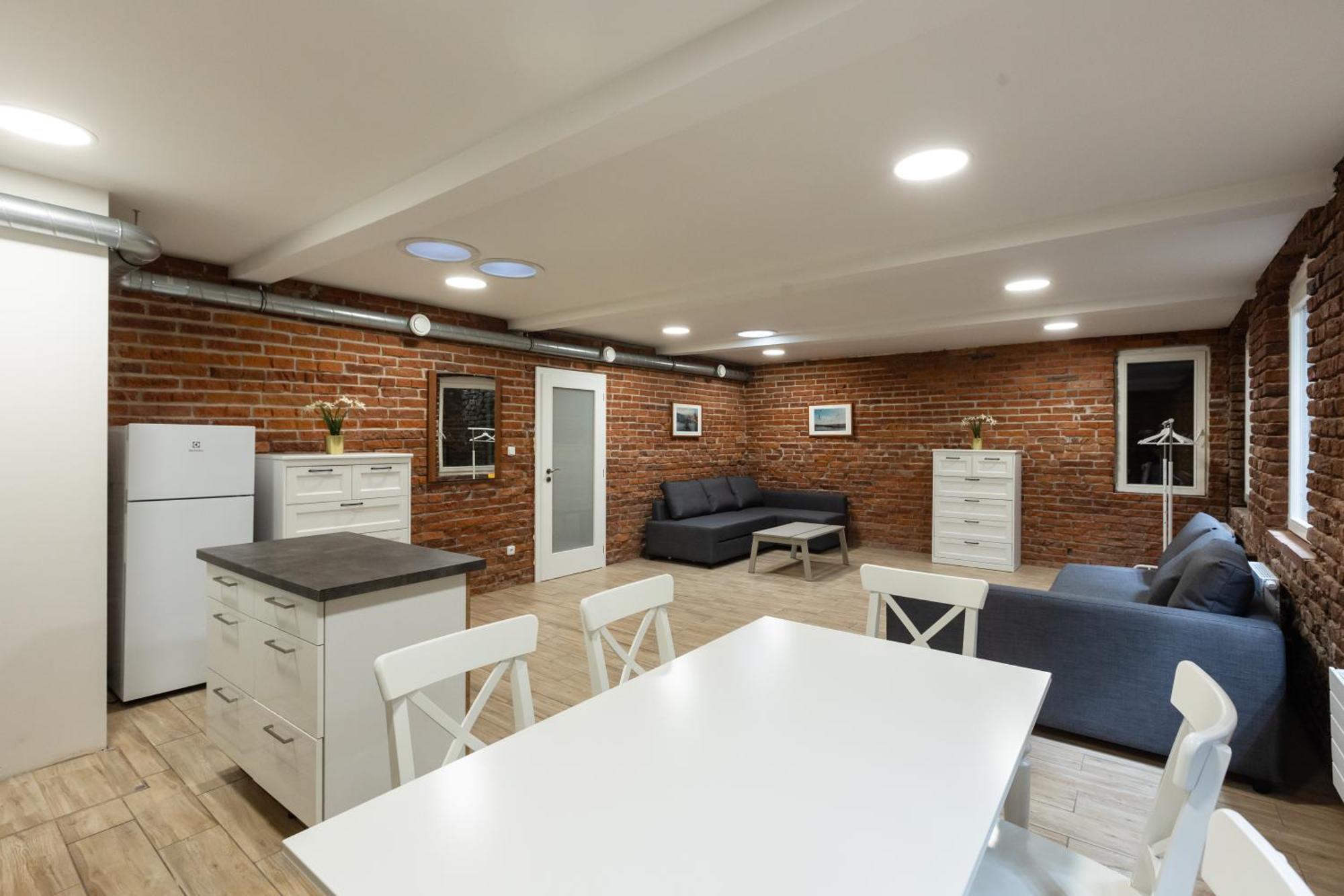 Spacious Apartment In Quiet Courtyard Near Charles Bridge 프라하 외부 사진